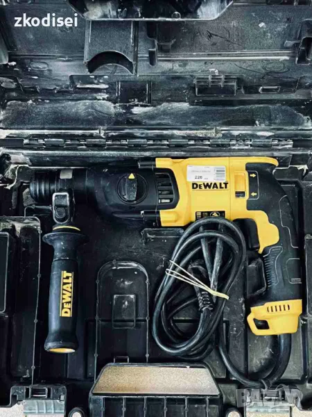 Перфоратор DEWALT D25133, снимка 1