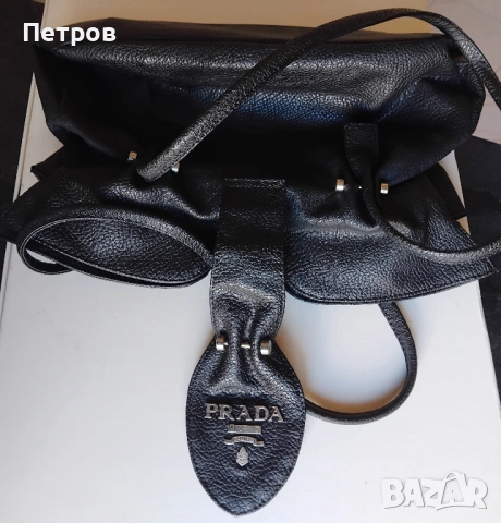 Дамска чанта, модел на Prada, снимка 7 - Чанти - 53792683