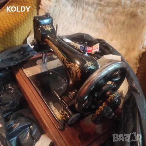 Ретро красива шевна машина SINGER, снимка 4 - Други машини и части - 51573732