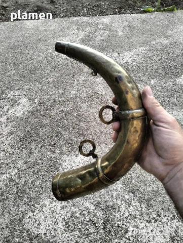 Голяма месингова барутница, снимка 3 - Антикварни и старинни предмети - 51227719