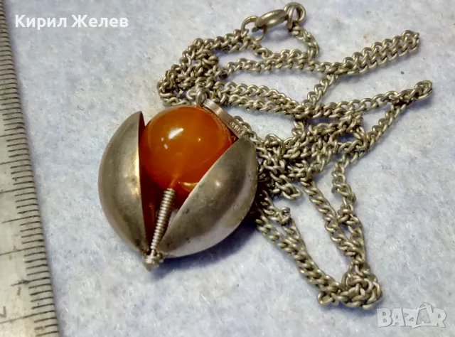 СТАРО РУСКО МЕЛХИОРЕНО КОЛИЕ с КЕХЛИБАРЕН МЕЛХИОРЕН МЕДАЛЬОН СССР НАТУРАЛЕН БАЛТИЙСКИ КЕХЛИБАР 50206