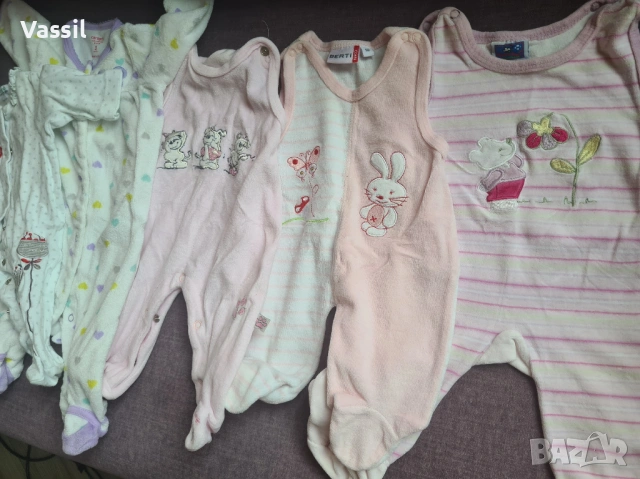 над 49бр. детски дрешки за момиче до 3 месеца - 50, 56 макс, снимка 4 - Комплекти за бебе - 54068203