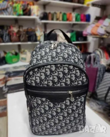 раници christian dior louis vuitton , снимка 14 - Раници - 46863259