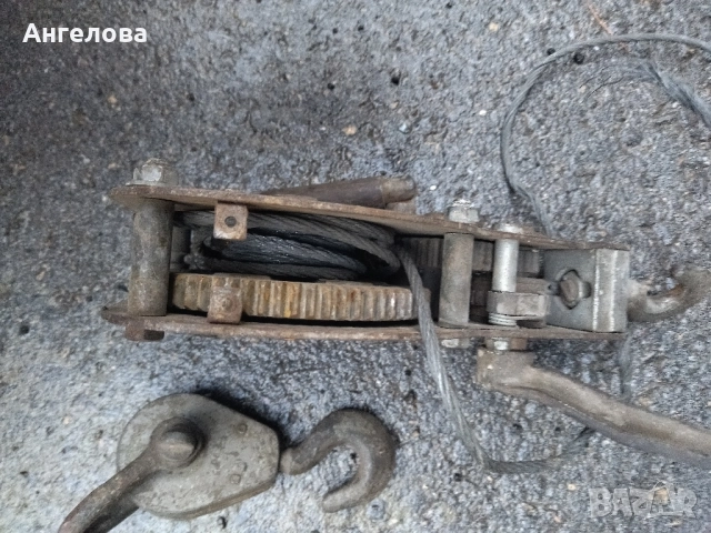 Ръчна лебедка