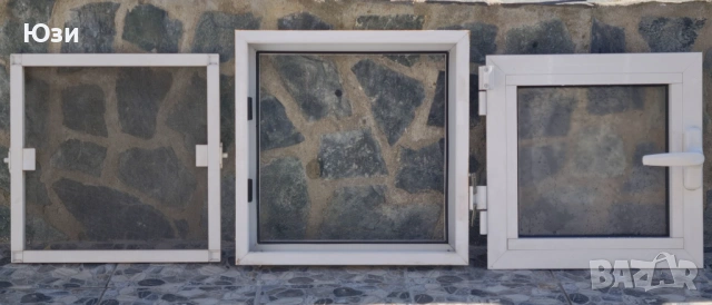 Алуминиев прозорец за баня с комарник