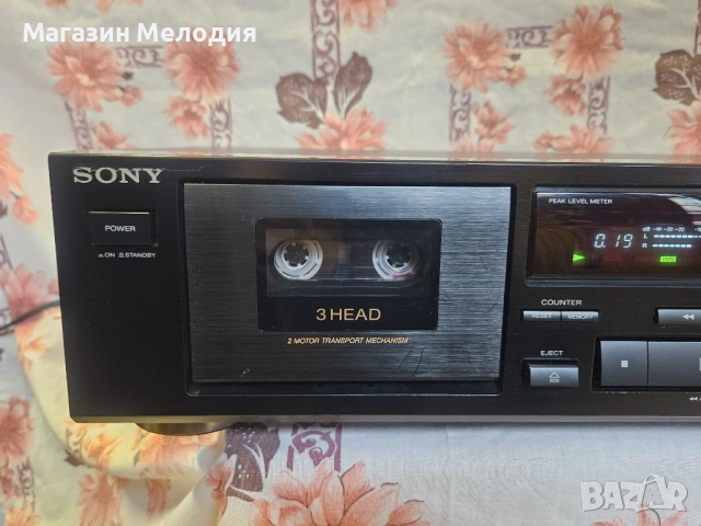 Триглав касетен дек SONY TC-K490 Black В перфектно техническо и много добро визуално състояние., снимка 3 - Декове - 27904632