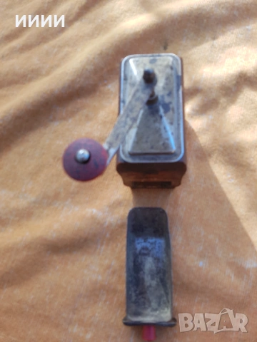 Мелница мелничка , снимка 4 - Антикварни и старинни предмети - 53866002