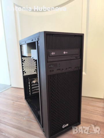 Компютърен сет с монитор, камера и светеща клавиатура, снимка 10 - Работни компютри - 52381706