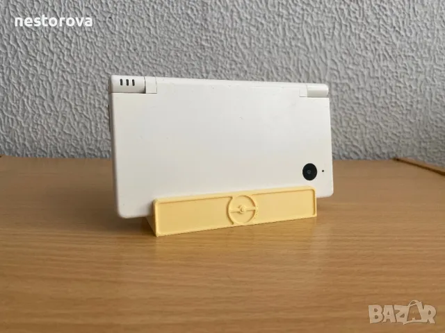 Стойка за Nintendo DSi, снимка 1 - Nintendo конзоли - 47041369