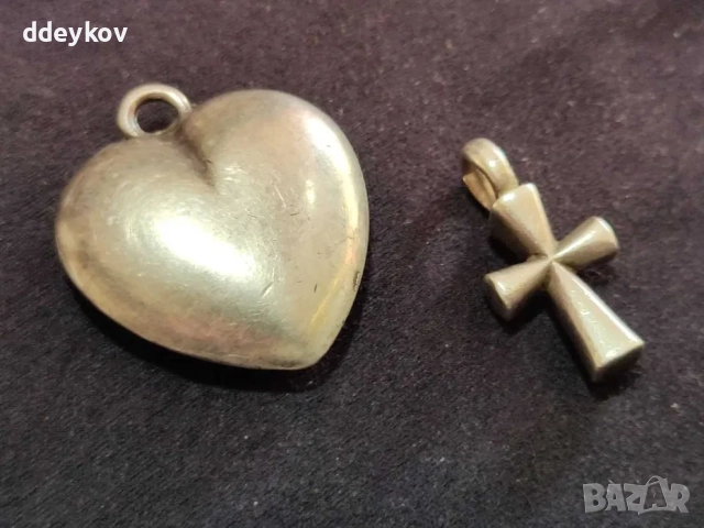 Ръчно изработени сребърно сърце и кръст с тегло 27,30 грама., снимка 4 - Колиета, медальони, синджири - 52372229