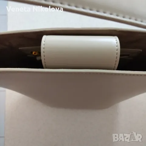 Дамска чанта , снимка 2 - Чанти - 49833830