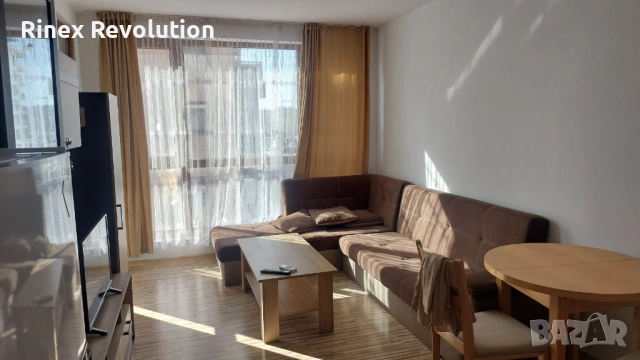 Двустаен апартамент под наем в Южен