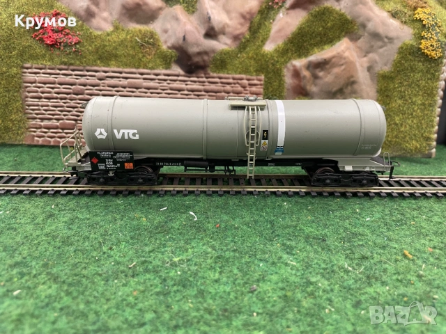 Вагон товарен цистерна 4-осен HO 1:87 влак ЖП модел