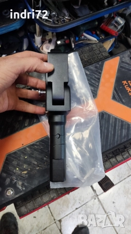 Kukirin G4 сгъващ механизъм