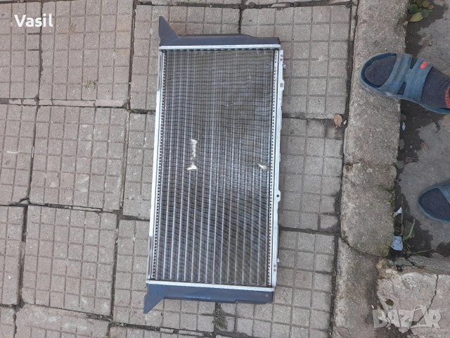 продавам гуми 14 ки от ауди 80.-два броя с джанти и един радиатор чисто нов не употребен за ауди 80