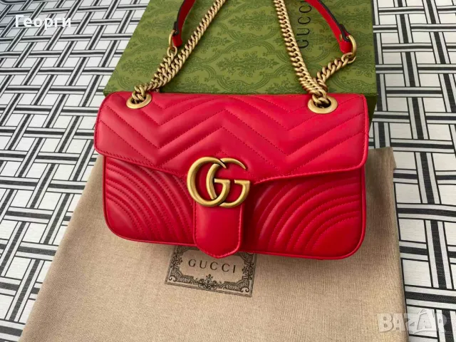 Gucci Оригинална Чанта Marmont Гучи Червена Кожа Златно GG Лого, снимка 3 - Чанти - 48507107