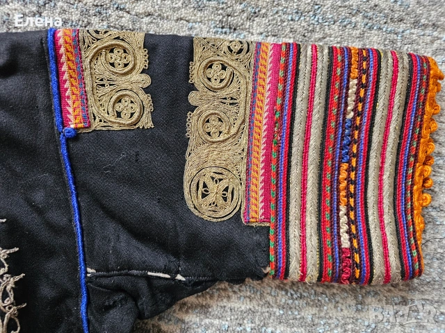 Автентична кюстендилска, казмирена сая за носия. Сърма, снимка 5 - Антикварни и старинни предмети - 54048241