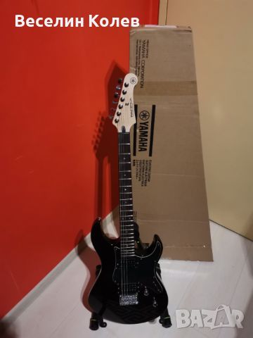 Китара Yamaha Pacifica 120H Черна, снимка 1