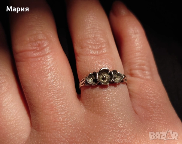 Сребърен пръстен с цветя