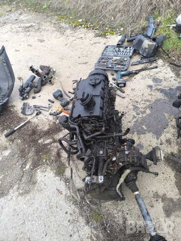 Двигател 1.9 помпа дюза 116кс на Части , снимка 2 - Части - 53404758