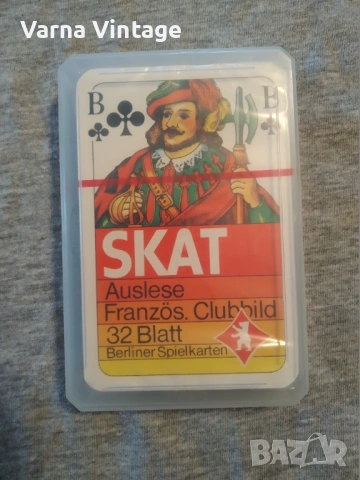 Колекционерски карти за Скат НОВИ ЗАПЕЧАТАНИ в оригиналната пластмасова кутия . Berliner Spielkarten, снимка 3 - Карти за игра - 54138327