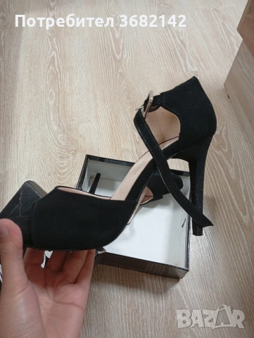 продавам дамски обувки , снимка 4 - Дамски ежедневни обувки - 53927943