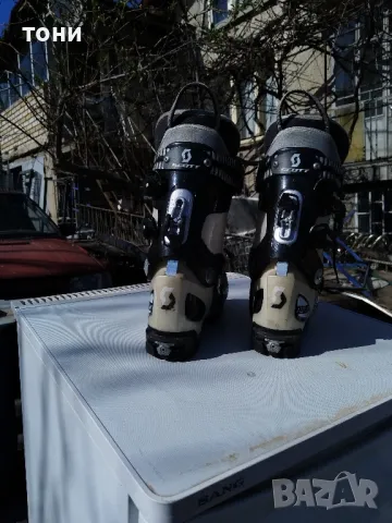 скиорски обувки, снимка 2 - Зимни спортове - 49970884