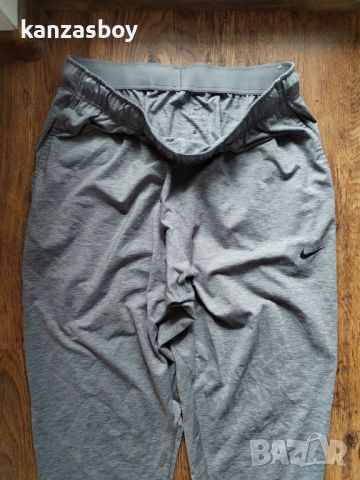 Nike Yoga Hyperdry Joggers In Grey - страхотно мъжко долнище 2ХЛ, снимка 5 - Спортни дрехи, екипи - 45919117