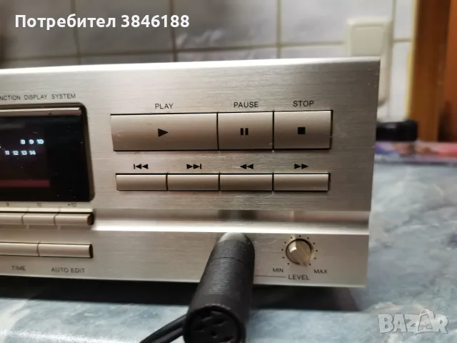 DENON DCD-580 Compact Disc Player, снимка 6 - Аудиосистеми - 47209637