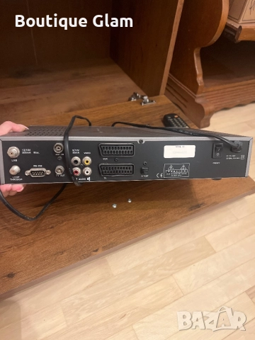 Сателитен приемник common interface, снимка 4 - Приемници и антени - 52666612