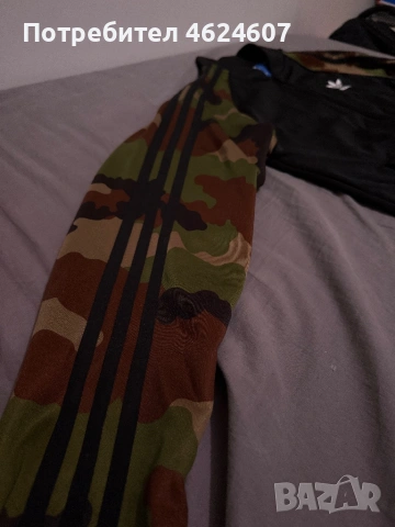 Adidas Originals черен суичър тип бомбър с ръкави в камофлаж, снимка 2 - Суичъри - 53928114