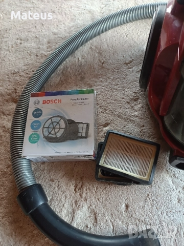 Прахосмукачка Bosch, снимка 3 - Прахосмукачки - 51702760