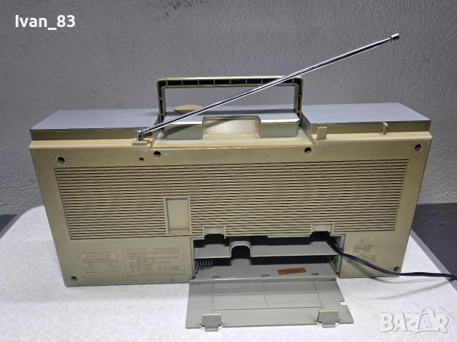 Радиокасетофон Sanyo M9815K, снимка 6 - Радиокасетофони, транзистори - 53054776