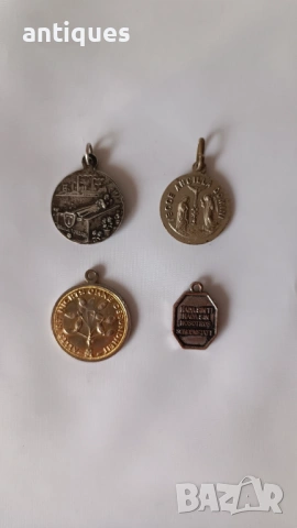 Стари религиозни медали - католически - сребърни и други, снимка 6 - Антикварни и старинни предмети - 53108512