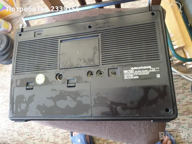 Радиокасетофон Grundig- West Germany, снимка 3 - Радиокасетофони, транзистори - 47310869