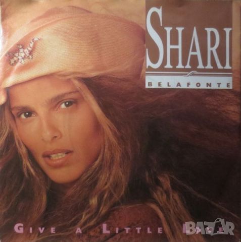 Грамофонни плочи Shari Belafonte – Give A Little Love 7" сингъл