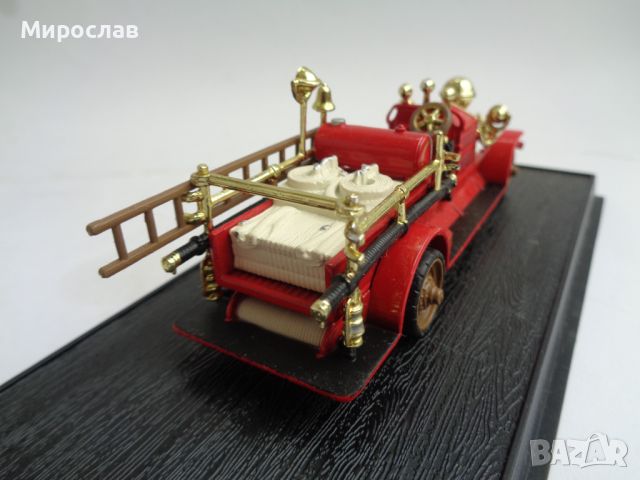  1:64 AHRENS FOX 1924 ПОЖАРНА ИГРАЧКА КОЛИЧКА МОДЕЛ, снимка 5 - Колекции - 46057435