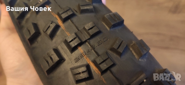 продават се три гуми за Ендуро 29" 29х2.60 и 29х2.50, снимка 4 - Части за велосипеди - 52893789