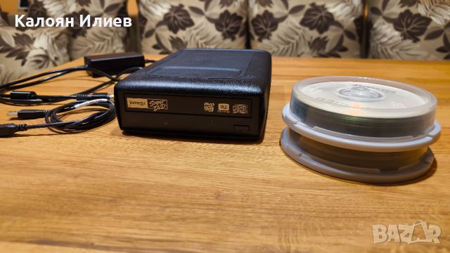 USB Външна DVD записвачка Iomega + подарък, снимка 3 - Други - 46417006