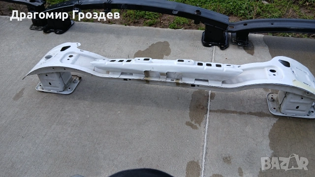 Основа за предна броня за FORD Transit tourneo , custom / Форд Транзит (2018-2024), снимка 2 - Части - 53561307