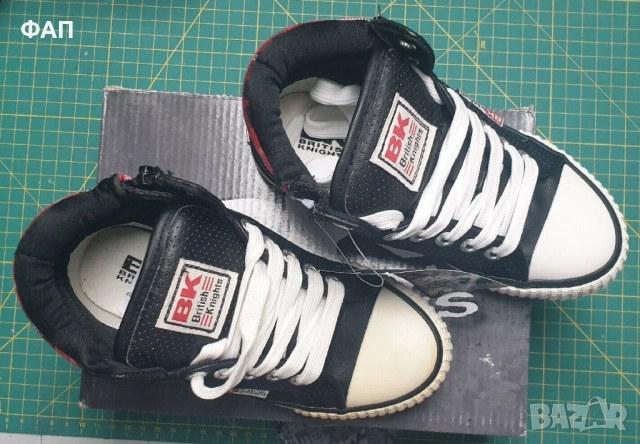 	BritishKnights Black/Red Trainers Size EU29, детски , нови в кутия, снимка 2 - Детски маратонки - 52919649