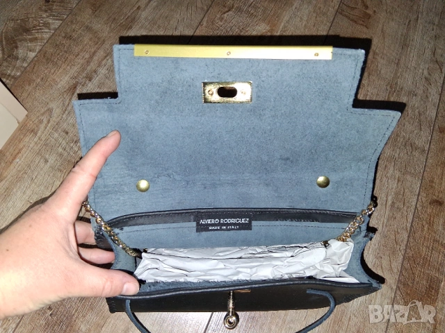 Дамска чанта Alviero Rodriguez Charlotte, снимка 8 - Чанти - 53716062