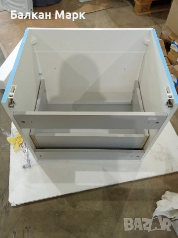 Шкаф за баня Camargue Orion 60см – Внос от Германия, снимка 6 - Шкафове - 53796715