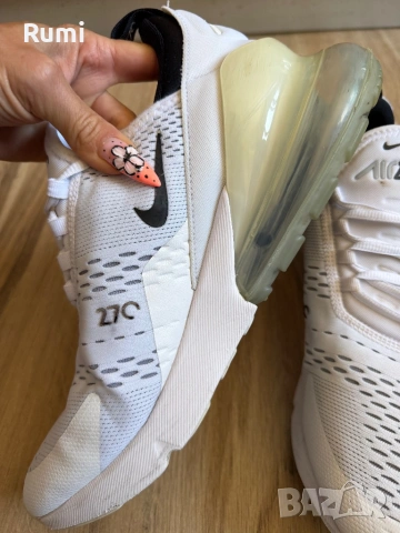 Оригинални маратонки NIKE AIR MAX 270! 45 н, снимка 2 - Маратонки - 52179837