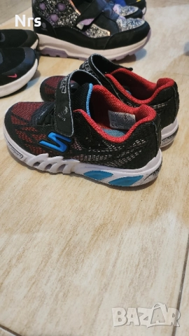Детски маратонки Skechers, снимка 2 - Детски маратонки - 52425682