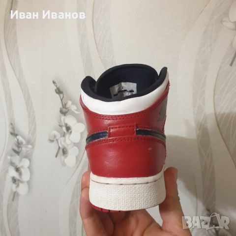  Air Jordan 1 Retro Mid 'Gym Red White' номер 37-37,5 оригинални маратонки , снимка 3 - Маратонки - 46368798