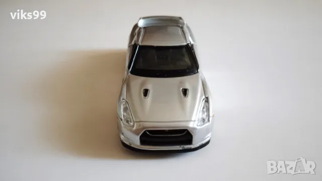 Nissan GT-R 2009 Maisto - Мащаб 1:40, снимка 7 - Колекции - 49010927