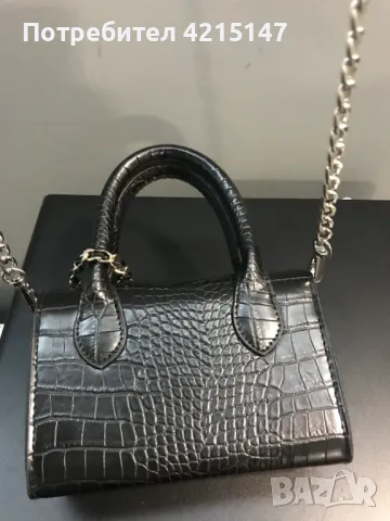 Guess-мини дамска чанта, снимка 5 - Чанти - 48642768