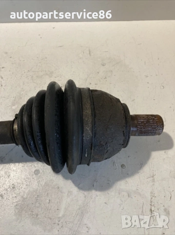 Преден ляв полуоска за Volvo C30 1.6 TDI (2012) P31256935, снимка 2 - Части - 54020501