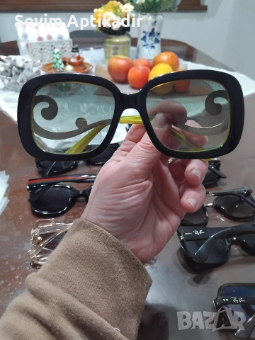 Оргинални маркови слънчеви очила на известни марки, снимка 8 - Слънчеви и диоптрични очила - 52850381